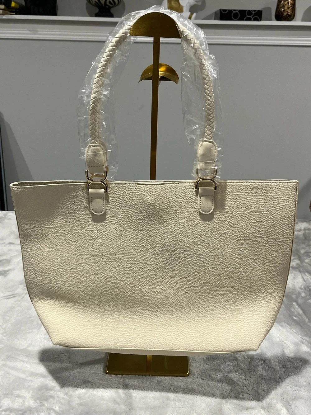Ulta Beauty Classic Minimalist Cream Faux Leather Work Tote Bag NWT